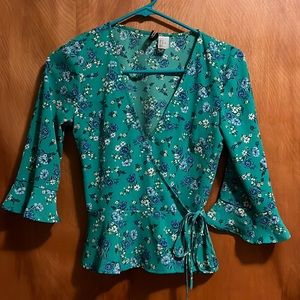 H&M green ruffled wrap blouse